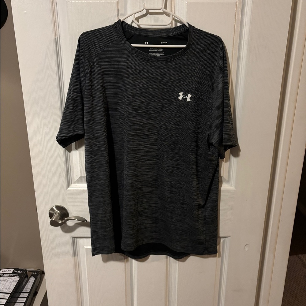 Under Armour Men's Charcoal Short Sleeve Tee